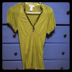 Ruffled short sleeve blouse